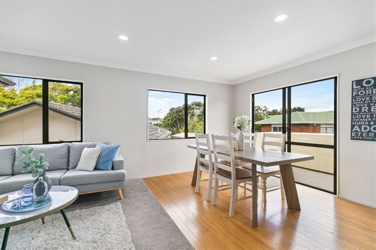 Photo of property in 6a Hope Farm Avenue, Pakuranga Heights, Auckland, 2010