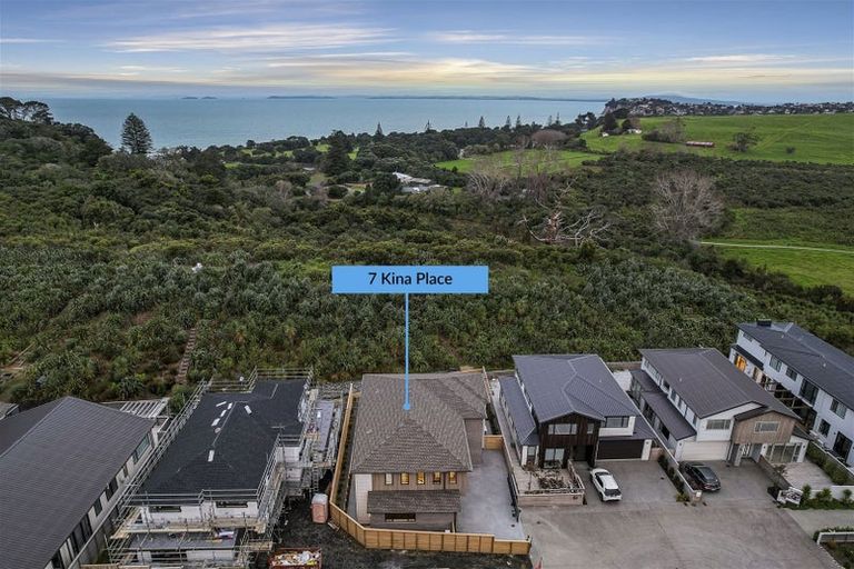 Photo of property in 7 Kina Place, Long Bay, Auckland, 0630