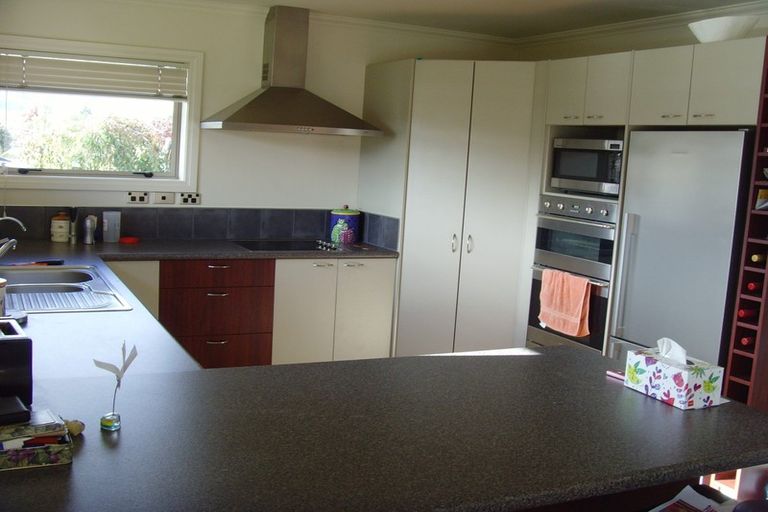 Photo of property in 4 Coburn Place, Lake Hayes, Queenstown, 9304