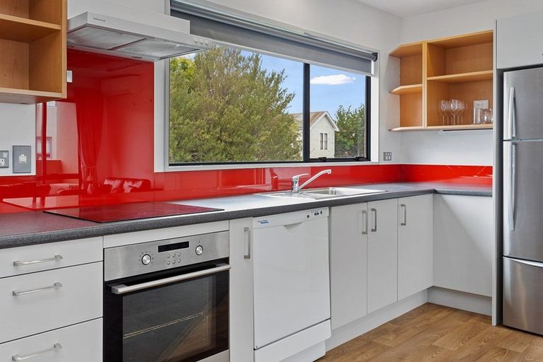 Photo of property in 2/274 Armagh Street, Christchurch Central, Christchurch, 8011