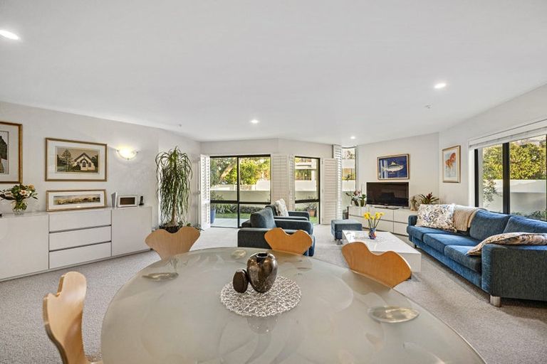 Photo of property in 26/4e Collins Street, Takapuna, Auckland, 0622
