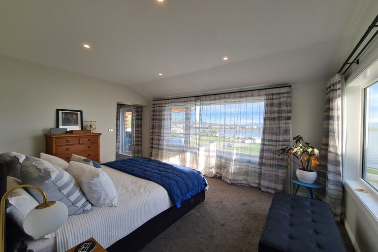 Photo of property in 28 Main Road, Mount Pleasant, Christchurch, 8081