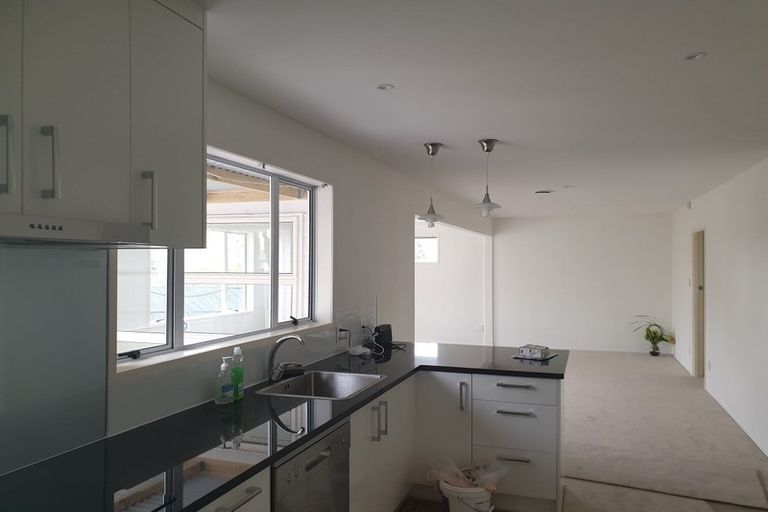 Photo of property in 68 Willis Road, Papakura, 2110