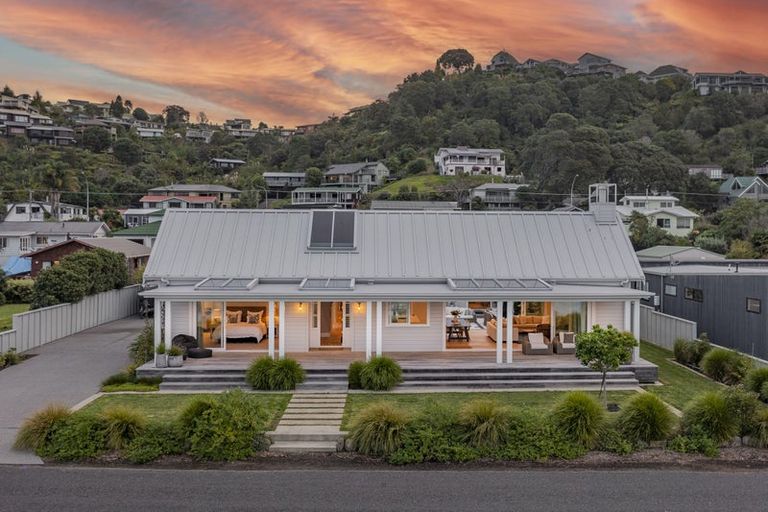 Photo of property in 14 Bay View Terrace, Tairua, 3508