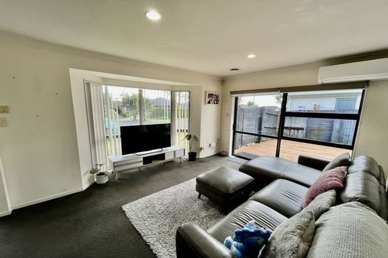 Photo of property in 24 Genesis Place, Flat Bush, Auckland, 2019