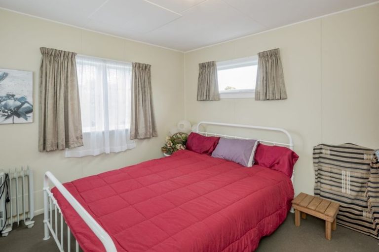 Photo of property in 260 Rangiuru Road, Otaki, 5512