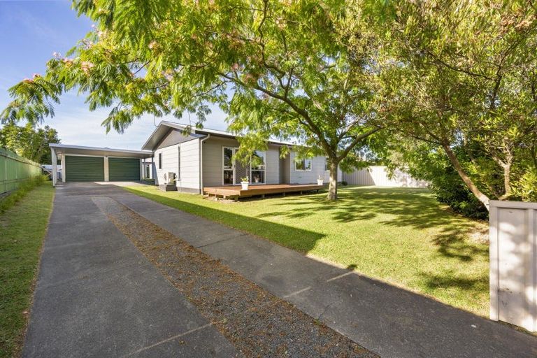 Photo of property in 45 Tait Drive, Greenmeadows, Napier, 4112