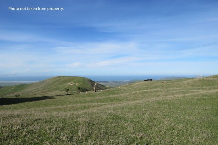 Photo of property in 668c Old Hill Road, Porangahau, 4291