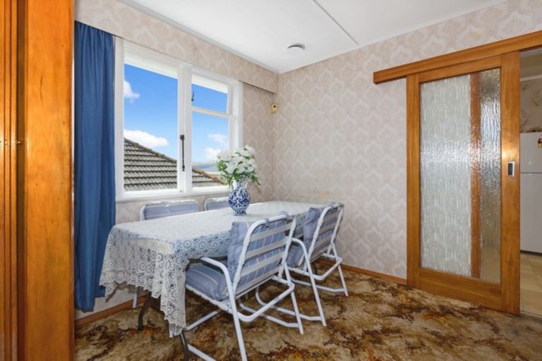 Photo of property in 5 Waiho Terrace, Elsdon, Porirua, 5022