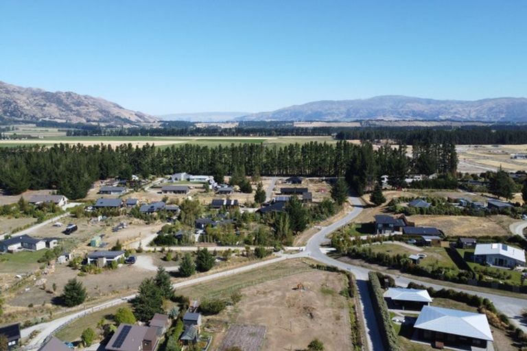 Photo of property in 14a Sam John Place, Lake Hawea, 9382