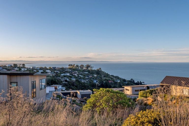 Photo of property in 9 Ridgeway Place, Richmond Hill, Christchurch, 8081