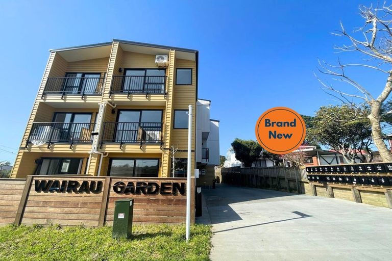 Photo of property in 104/318 Wairau Road, Glenfield, Auckland, 0629