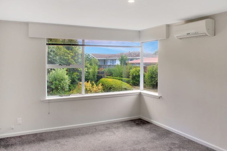 Photo of property in 147a Yaldhurst Road, Sockburn, Christchurch, 8042