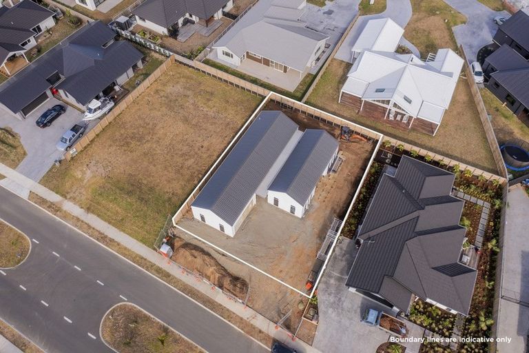 Photo of property in 14 Awatea Drive, Whitianga, 3510