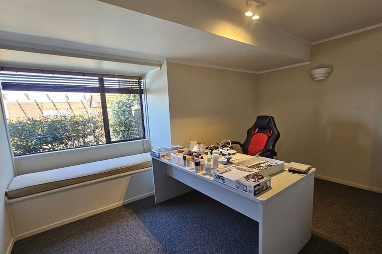 Photo of property in 20 Ormond Road, Hospital Hill, Napier, 4110