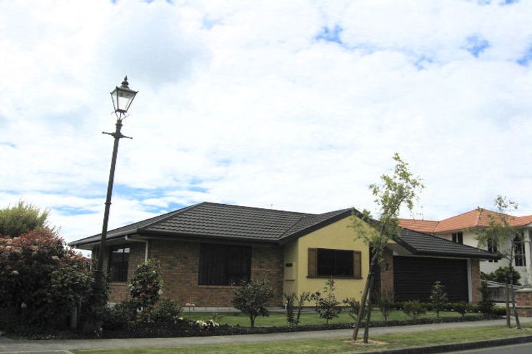 Photo of property in 7 Fell Place, Stoke, Nelson, 7011