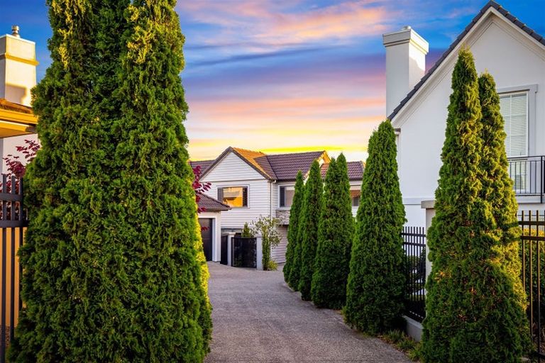 Photo of property in 24a Bluefin Way, West Harbour, Auckland, 0618