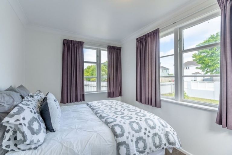 Photo of property in 62 Chapman Crescent, Naenae, Lower Hutt, 5011