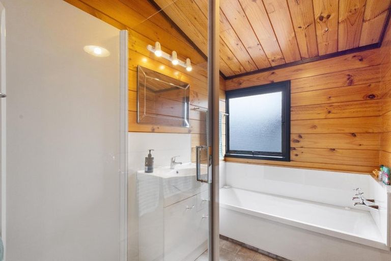 Photo of property in 3 Montgomery Crescent, Putaruru, 3411