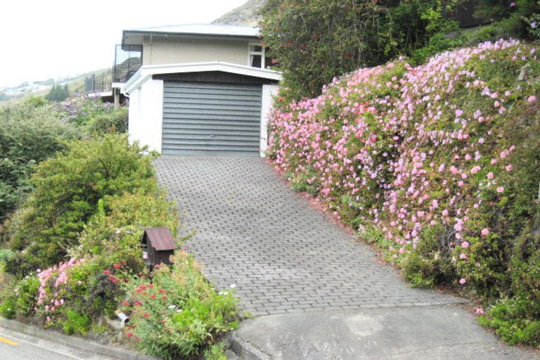Photo of property in 17 Ocean View Terrace, Sumner, Christchurch, 8081