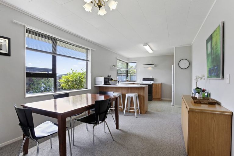 Photo of property in 149 Centaurus Road, Saint Martins, Christchurch, 8022
