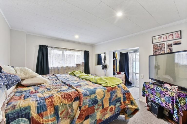 Photo of property in 384 Great South Road, Opaheke, Papakura, 2113