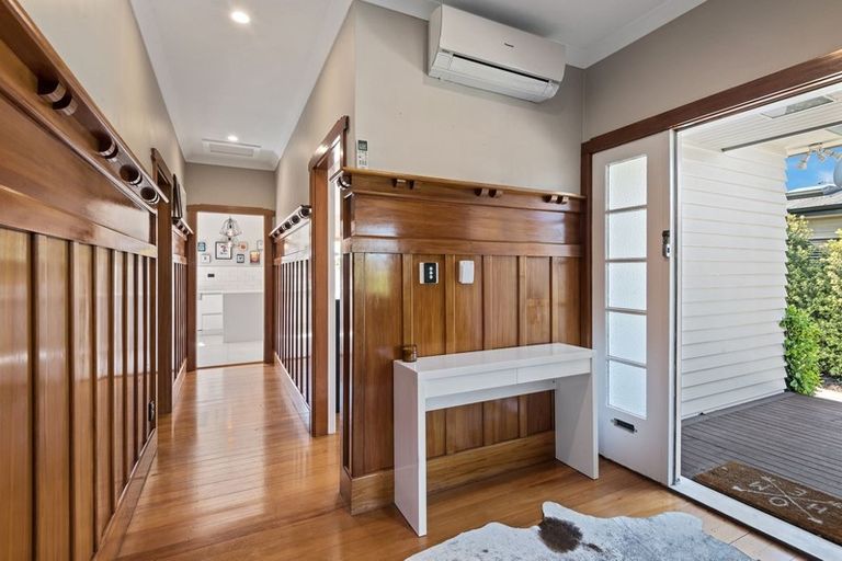 Photo of property in 157 Knowles Street, St Albans, Christchurch, 8052