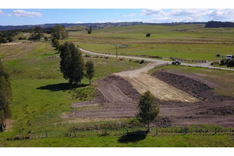 Photo of property in 562b Waimate Road North, Kerikeri, 0293
