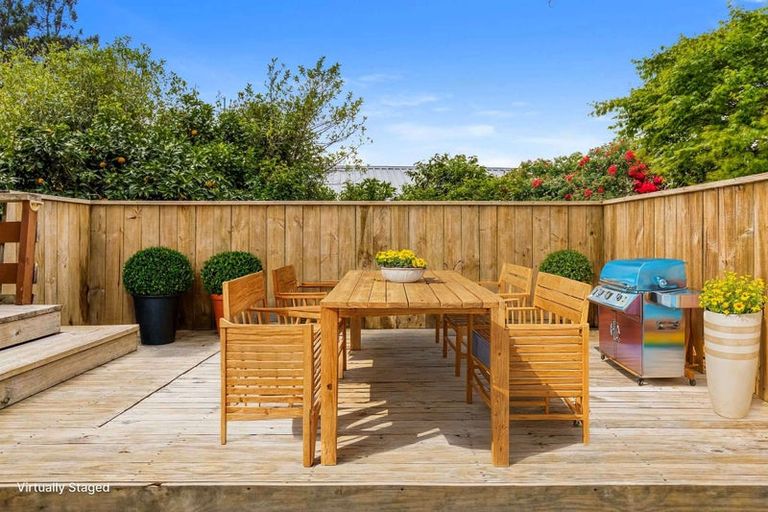 Photo of property in 1 Raniera Place, Springfield, Rotorua, 3015