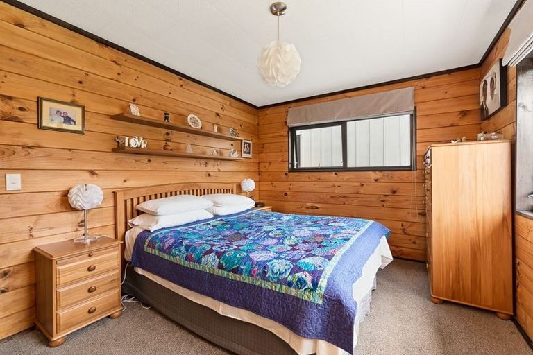 Photo of property in 1071 Tauhoa Road, Kaipara Flats, Warkworth, 0984