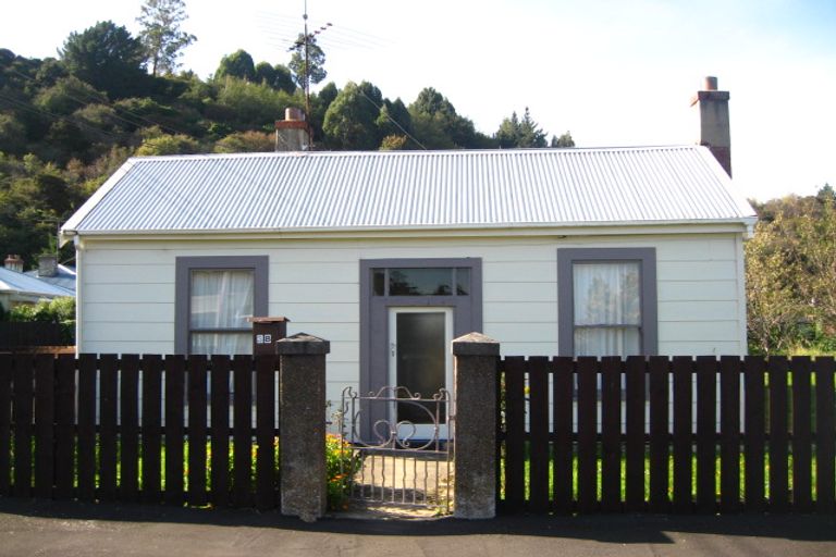 Photo of property in 38 Selwyn Street, North East Valley, Dunedin, 9010