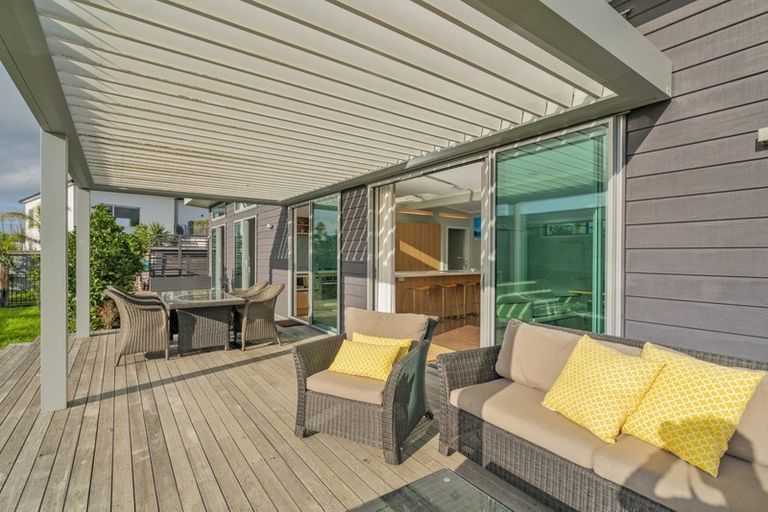 Photo of property in 36 Park Lane, Whitianga, 3510