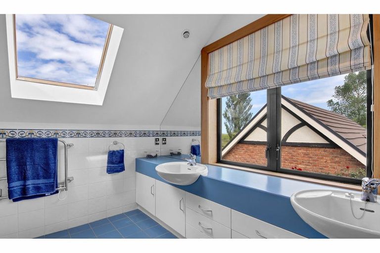 Photo of property in 2 Conways Road, Cust, Rangiora, 7471