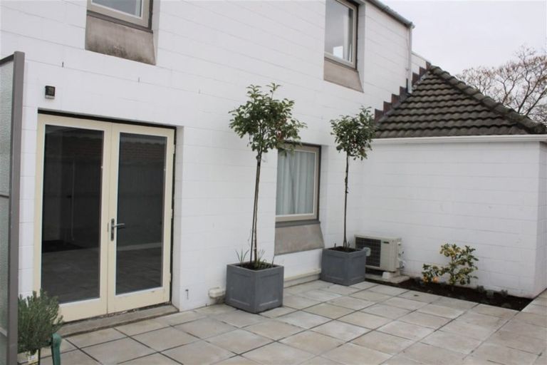 Photo of property in 132 Rossall Street, Merivale, Christchurch, 8014