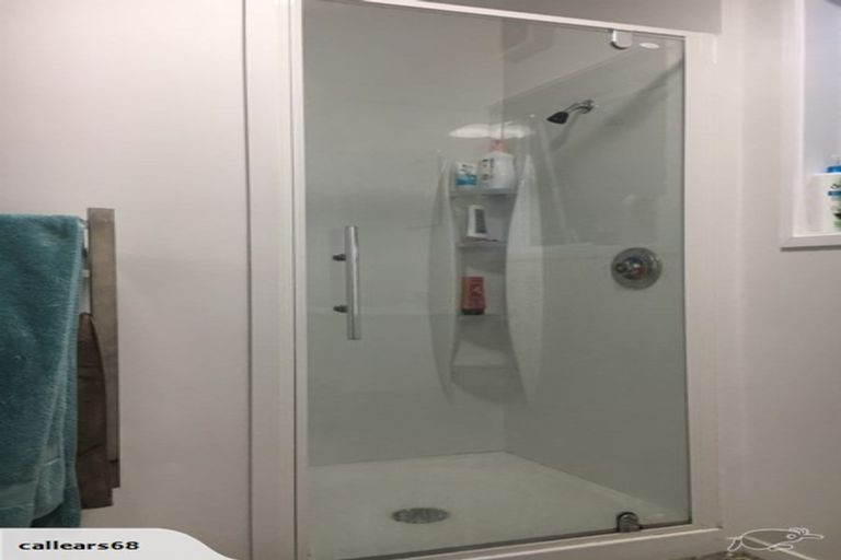 Photo of property in 14b Kahu Road, Paremata, Porirua, 5024