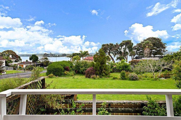 Photo of property in 4 Channel View Road, Clarks Beach, Pukekohe, 2679
