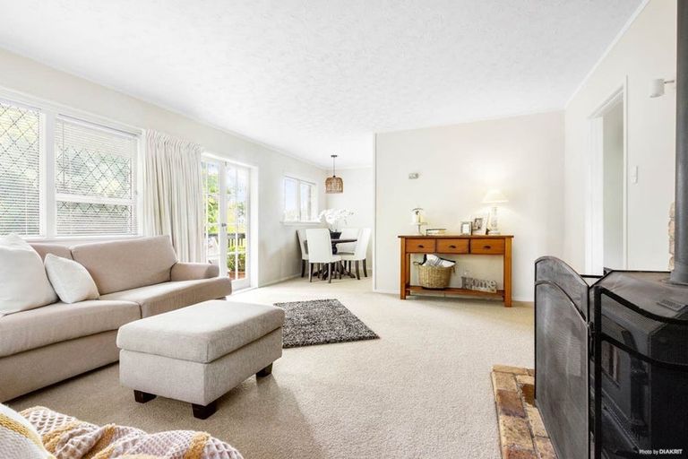 Photo of property in 4 Libra Street, Glen Eden, Auckland, 0602