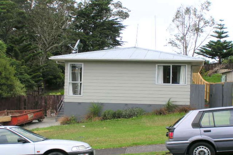 Photo of property in 7 Garton Drive, Massey, Auckland, 0614