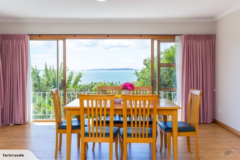 Photo of property in 122 Pah Road, Cockle Bay, Auckland, 2014