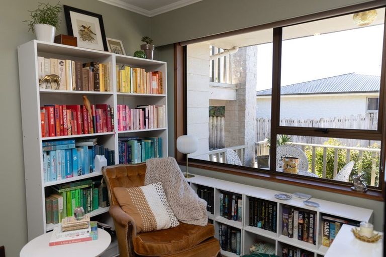 Photo of property in 57 Brydone Street, Edendale, 9825