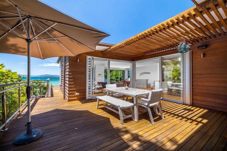 Photo of property in 53 Long Beach Road, Russell, 0202