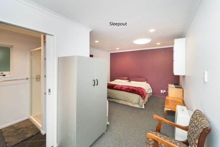 Photo of property in 24 Anakiwa Street, Kelvin Grove, Palmerston North, 4414