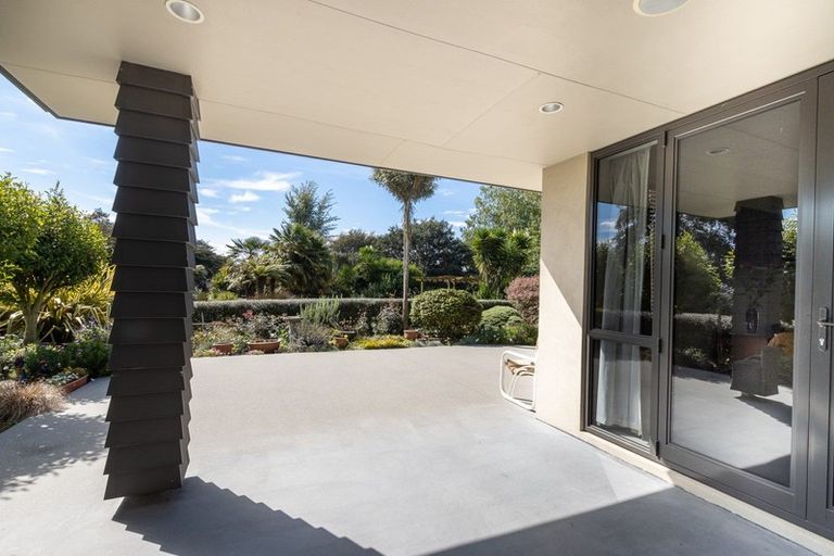 Photo of property in 104 Abergeldie Way, Cambridge, 3493