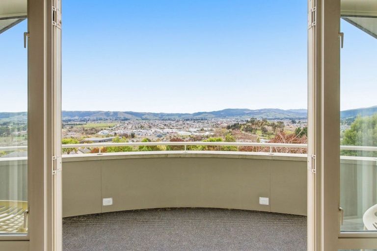 Photo of property in 3 Fairmile Drive, Kinmont Park, Mosgiel, 9024