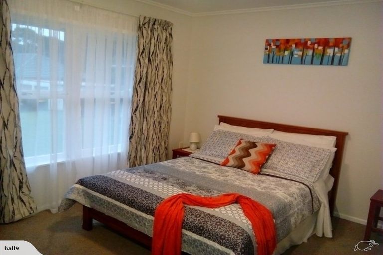 Photo of property in 1/19 Ellen Avenue, Hillcrest, Auckland, 0627