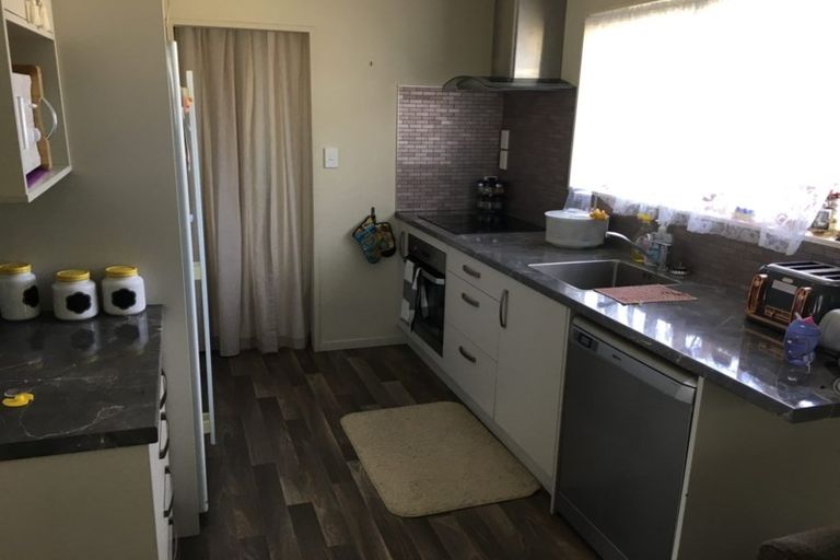 Photo of property in 27b Huia Avenue, Forest Lake, Hamilton, 3200