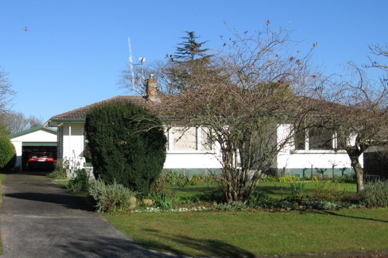 Photo of property in 5 Dover Road, St Andrews, Hamilton, 3200