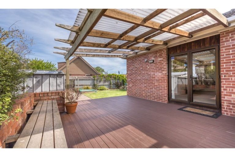 Photo of property in 78 Daniels Road, Redwood, Christchurch, 8051