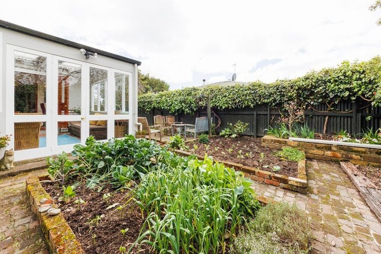 Photo of property in 44 Church Street, Awapuni, Palmerston North, 4412