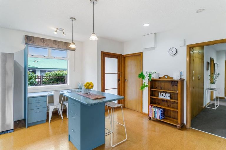 Photo of property in 6 Condell Avenue, Papanui, Christchurch, 8053